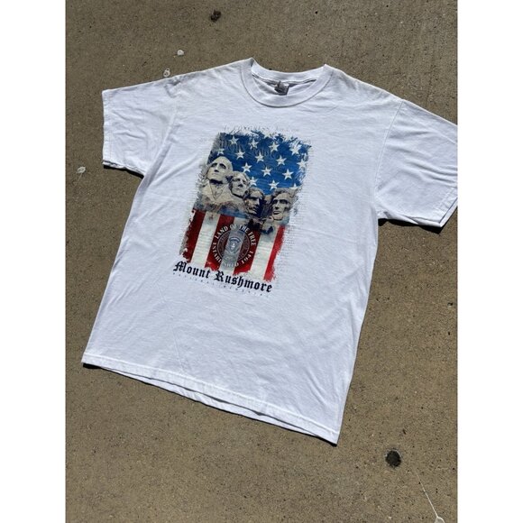 Mount Rushmore Vintage White Graphic tee Shirt - Picture 3 of 5
